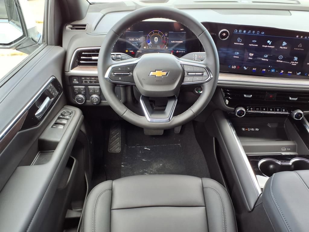 Thumbnail: 2025 Chevrolet Suburban - 10