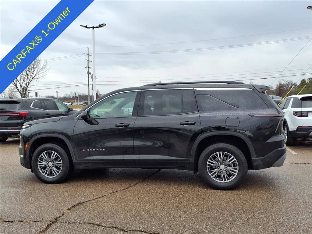 Thumbnail: 2025 Chevrolet Traverse - 8