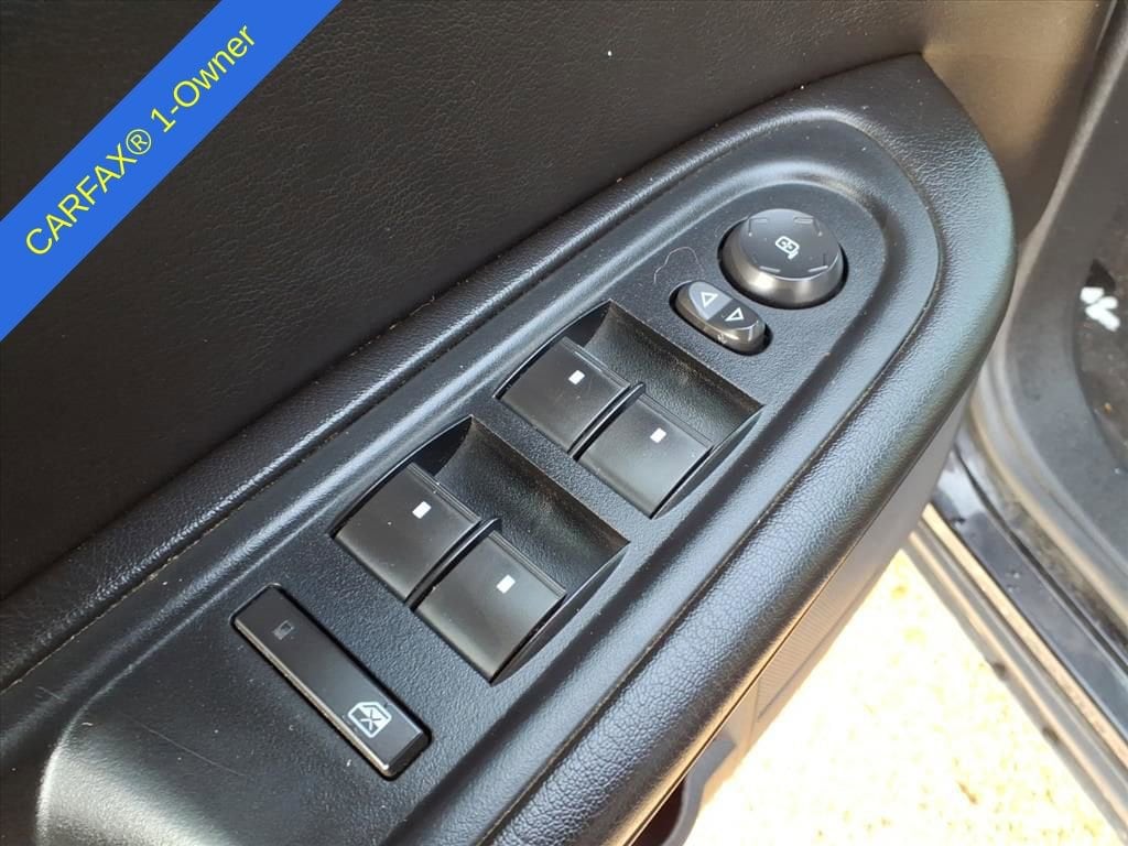 Thumbnail: 2016 Chevrolet Traverse - 16