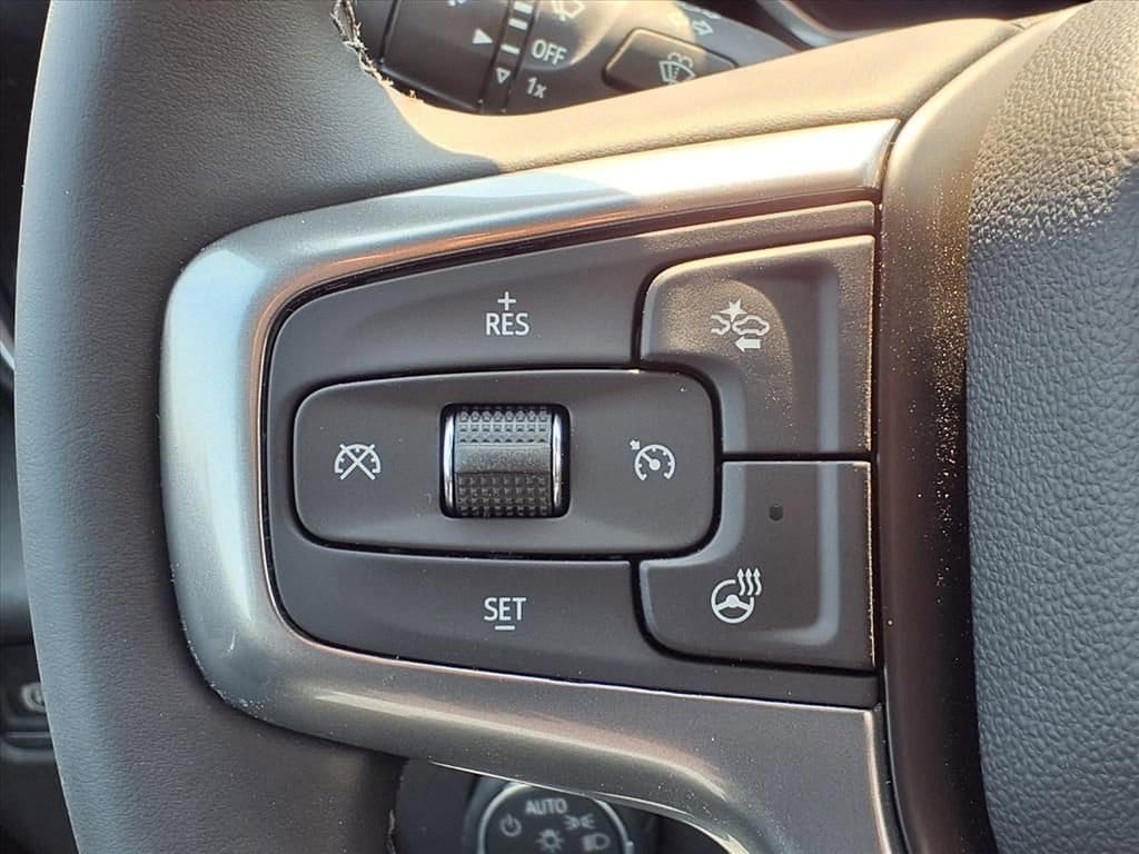 Thumbnail: 2026 Chevrolet Silverado 1500 - 20