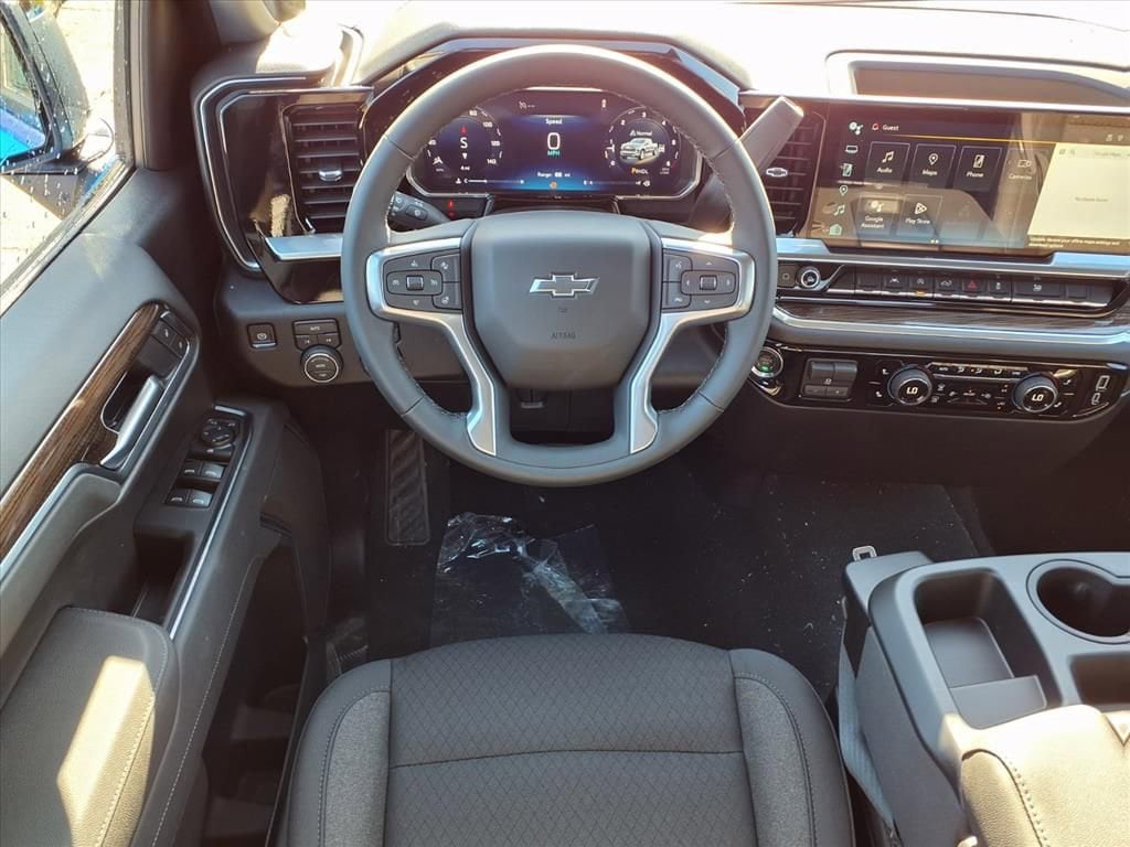 Thumbnail: 2026 Chevrolet Silverado 1500 - 11