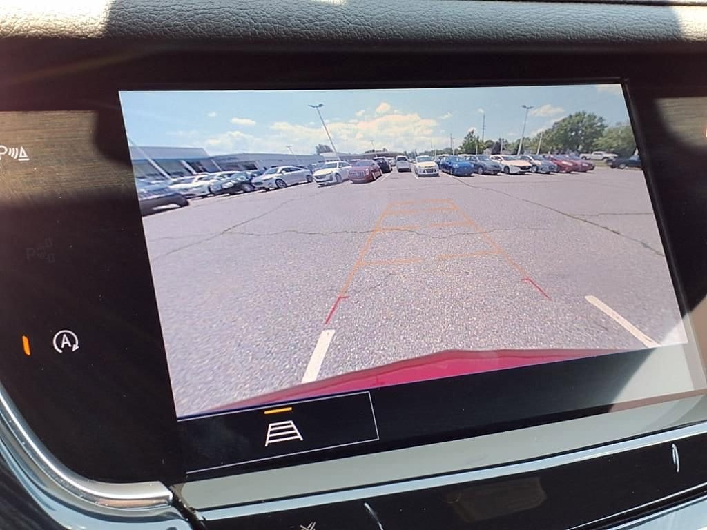Thumbnail: 2023 Cadillac XT6 - 25
