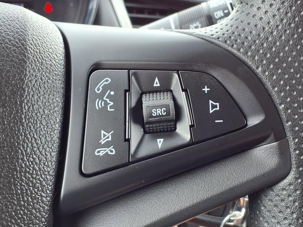 Thumbnail: 2019 Chevrolet Trax - 28