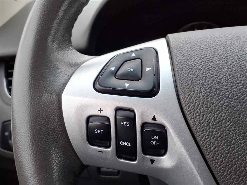 Thumbnail: 2012 Ford Edge - 28