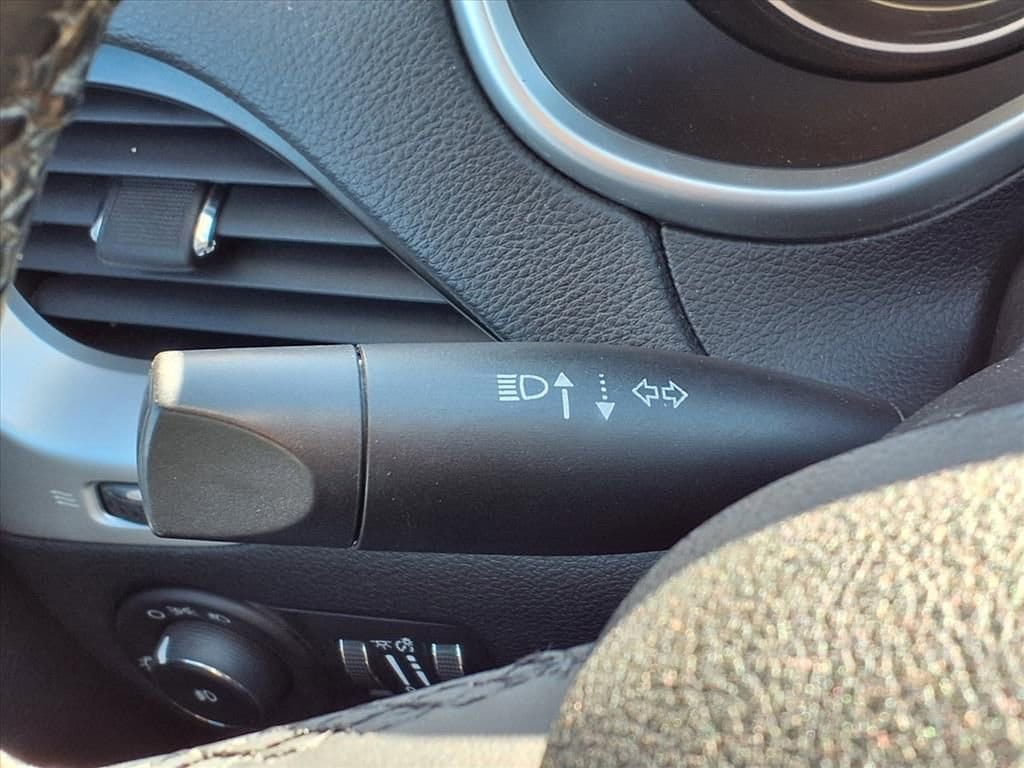 Thumbnail: 2014 Jeep Cherokee - 21