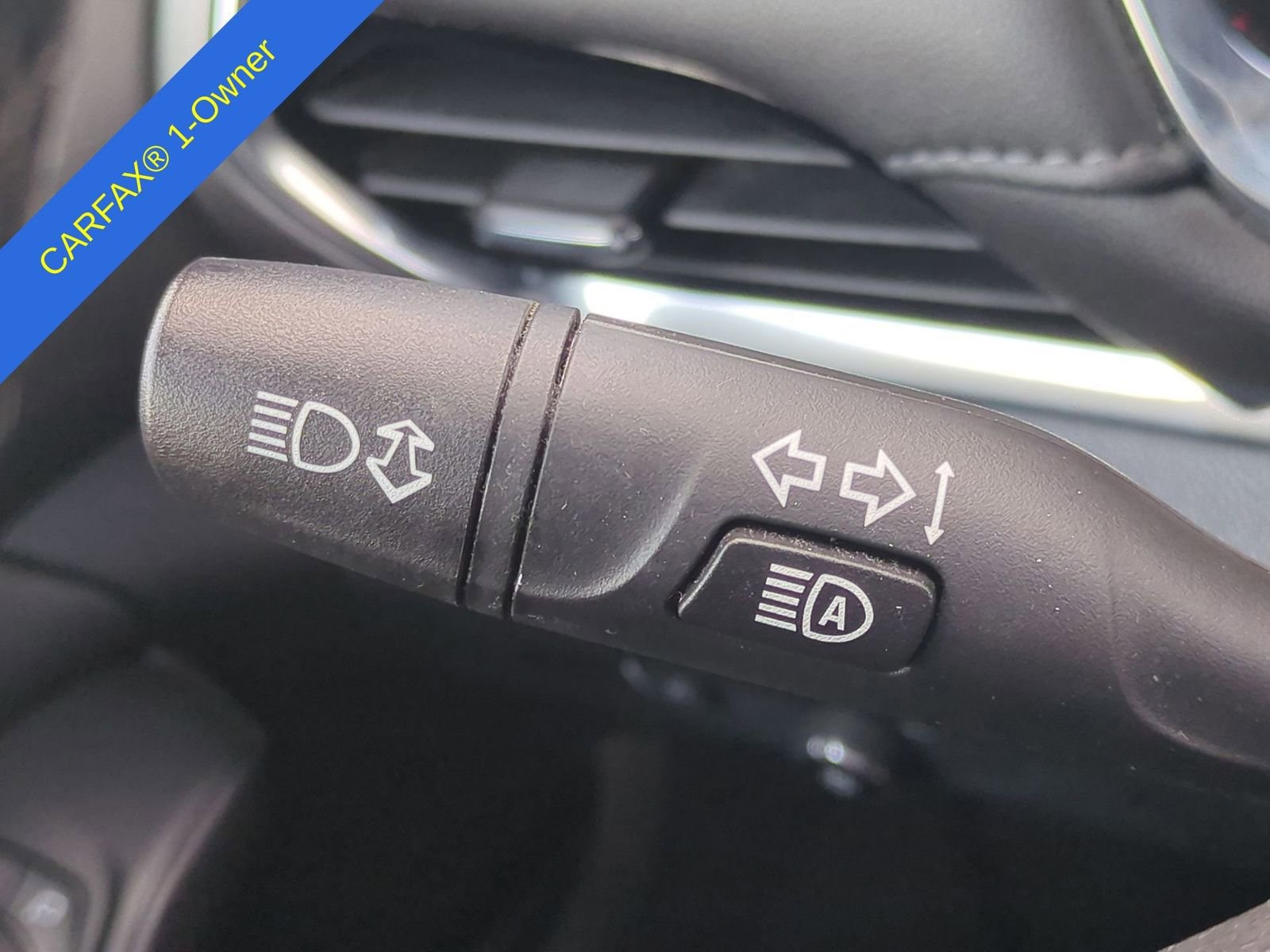 Thumbnail: 2023 Chevrolet Traverse - 27