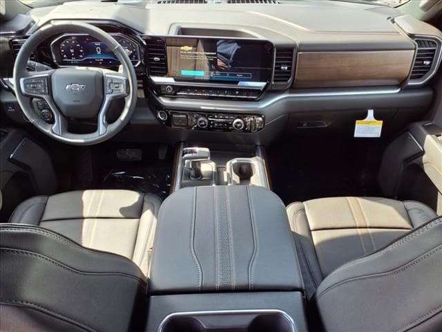 Thumbnail: 2025 Chevrolet Silverado 1500 - 10