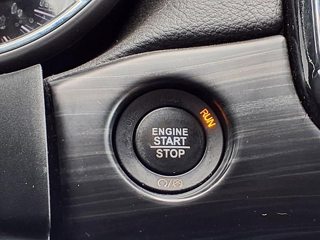 Thumbnail: 2020 Jeep Grand Cherokee - 25