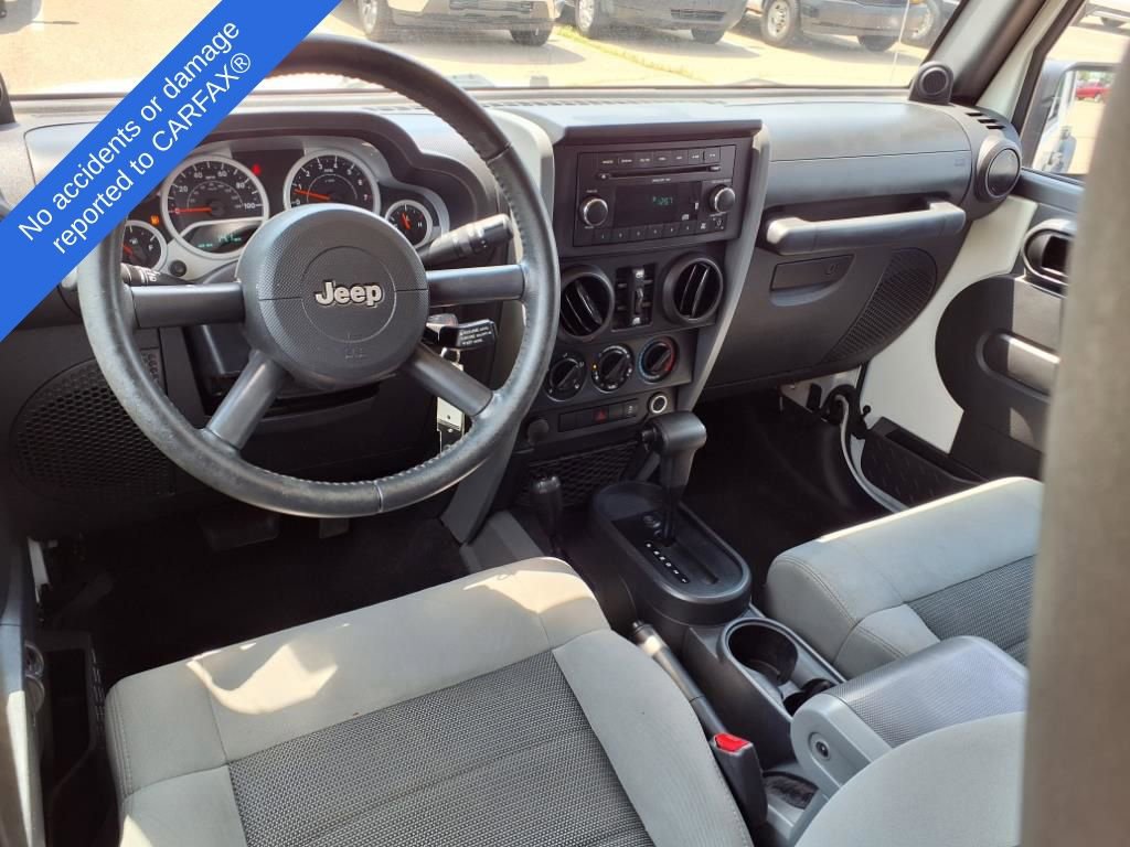 Thumbnail: 2010 Jeep Wrangler - 13