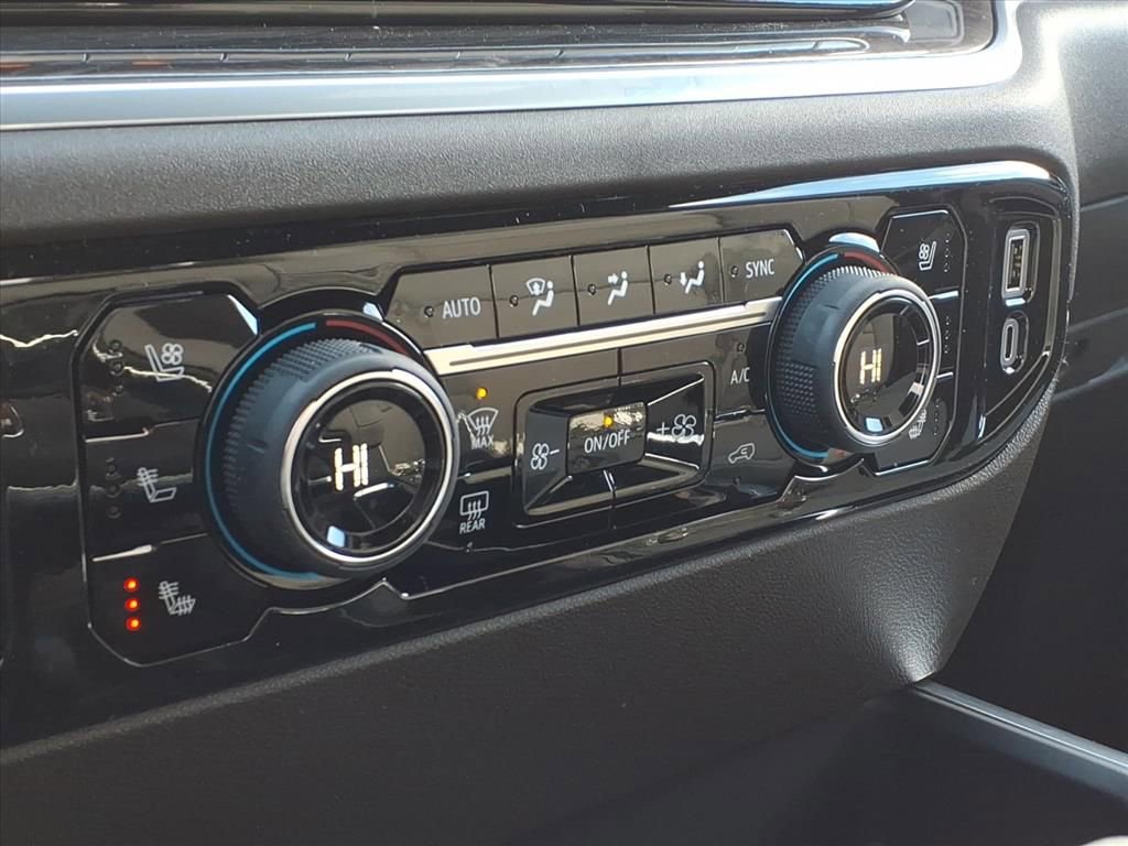 Thumbnail: 2026 Chevrolet Silverado 1500 - 18