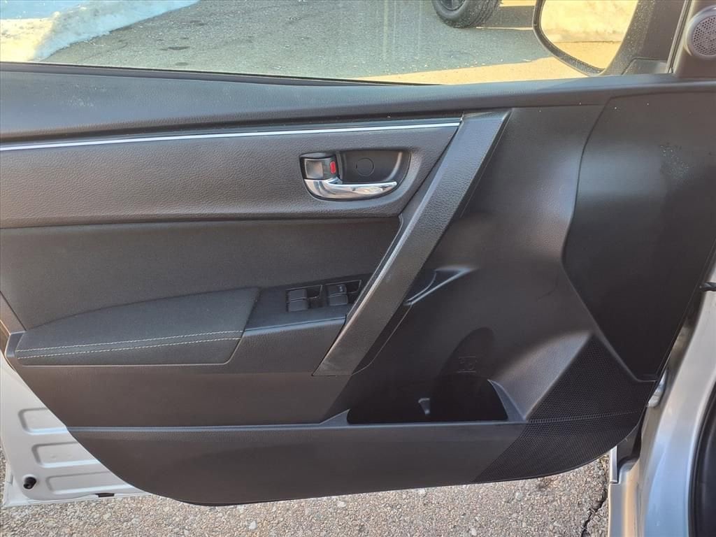 Thumbnail: 2019 Toyota Corolla - 13