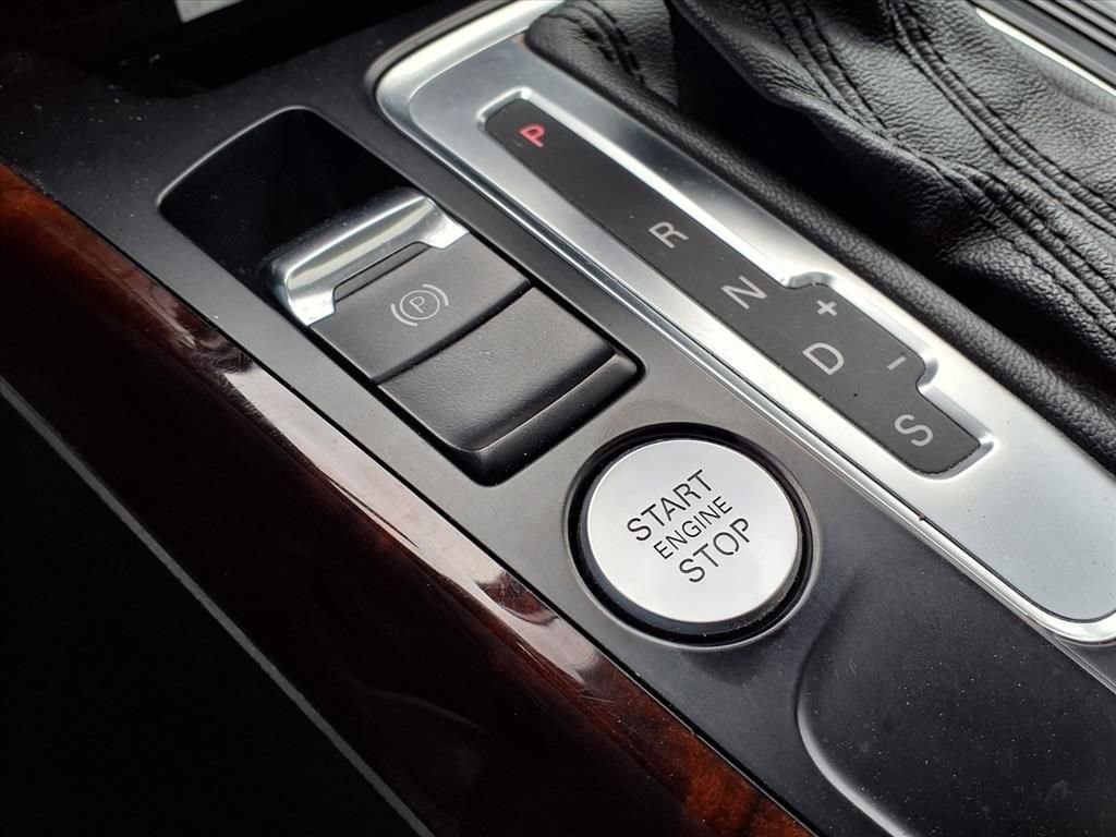 Thumbnail: 2012 Audi A4 - 24