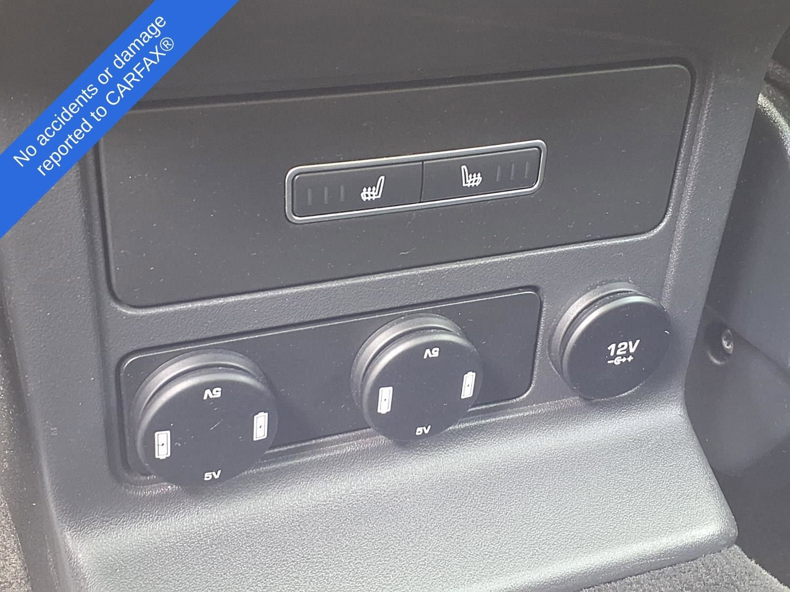 Thumbnail: 2019 Jaguar F-Pace - 16