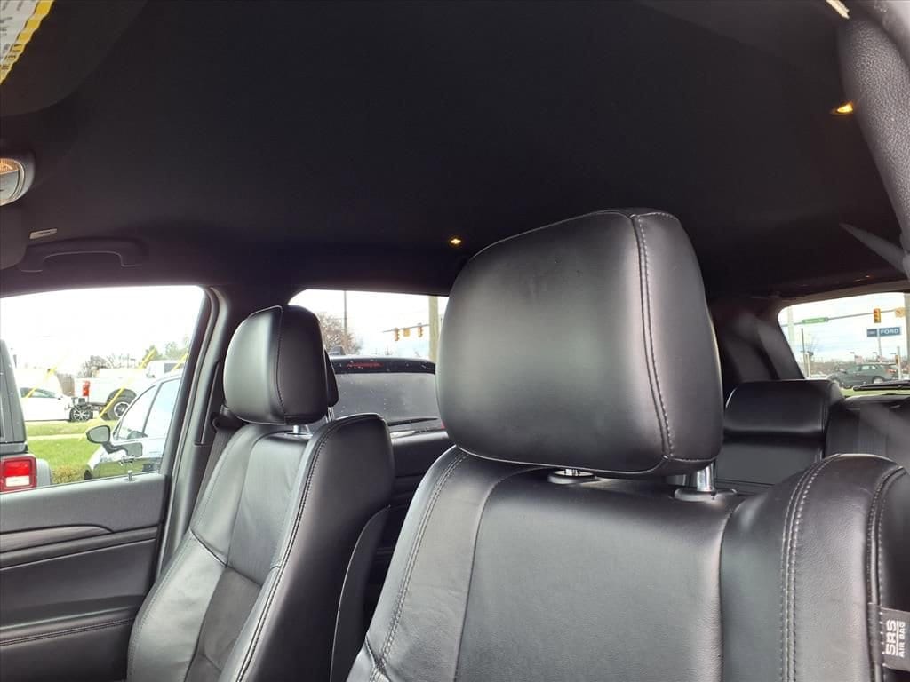 Thumbnail: 2020 Jeep Grand Cherokee - 18