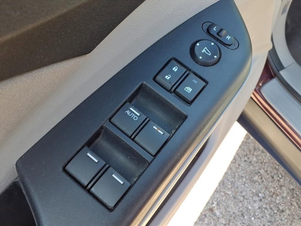 Thumbnail: 2013 Honda CR-V - 15