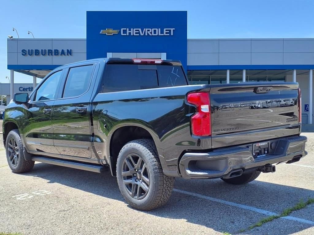 Thumbnail: 2026 Chevrolet Silverado 1500 - 6