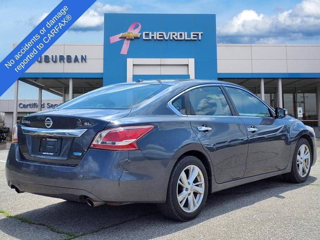 Thumbnail: 2013 Nissan Altima - 5