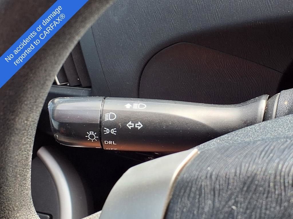Thumbnail: 2013 Toyota Prius - 30