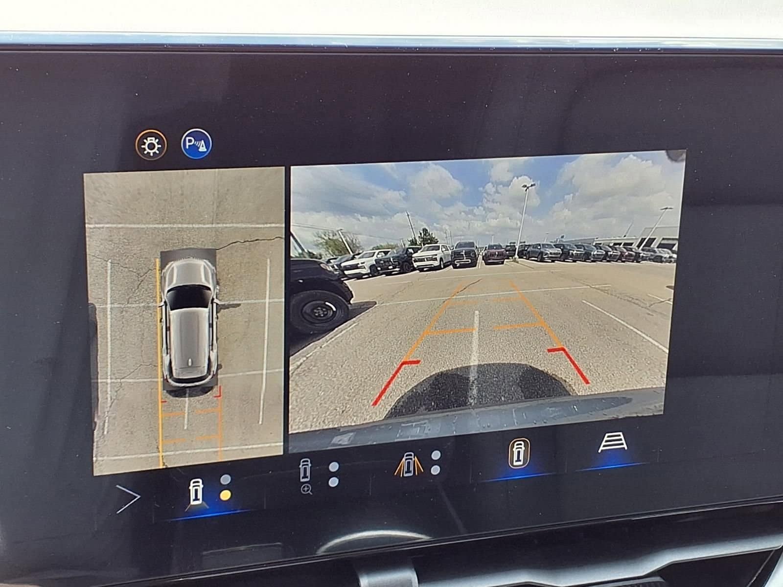 Thumbnail: 2026 Chevrolet Equinox - 20