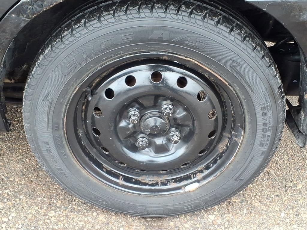 Thumbnail: 2005 Nissan Sentra - 8