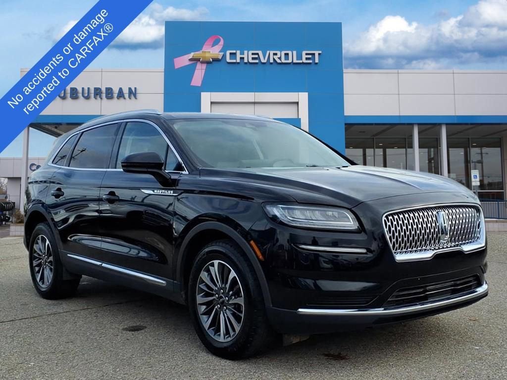 Thumbnail: 2023 Lincoln Nautilus - 3