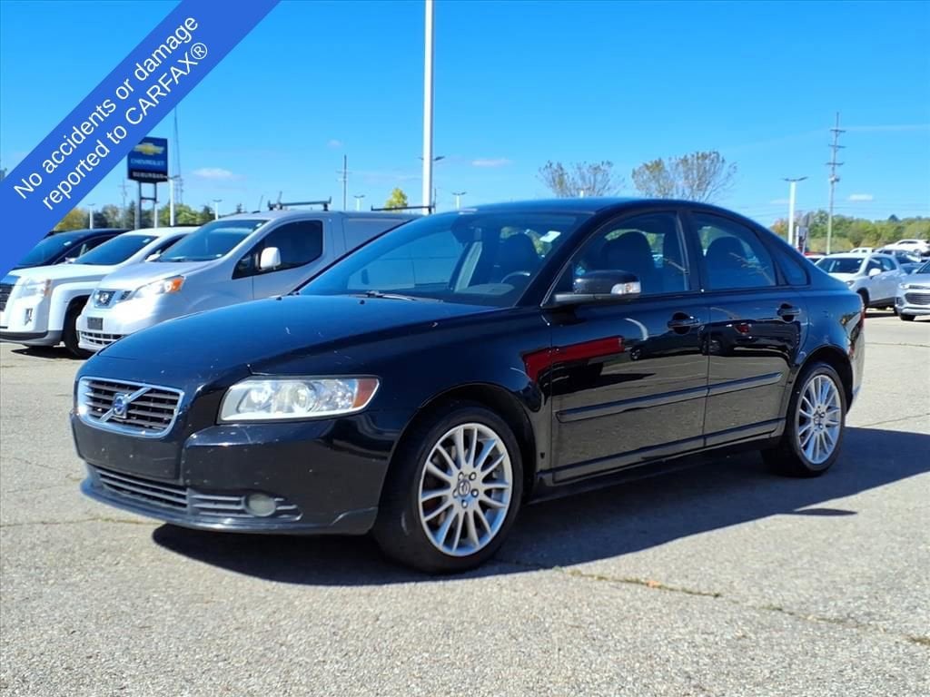 Thumbnail: 2010 Volvo S40 - 1
