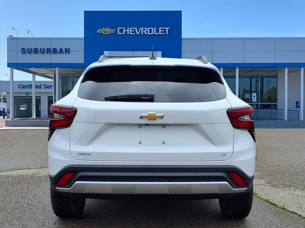 Thumbnail: 2025 Chevrolet Trax - 5