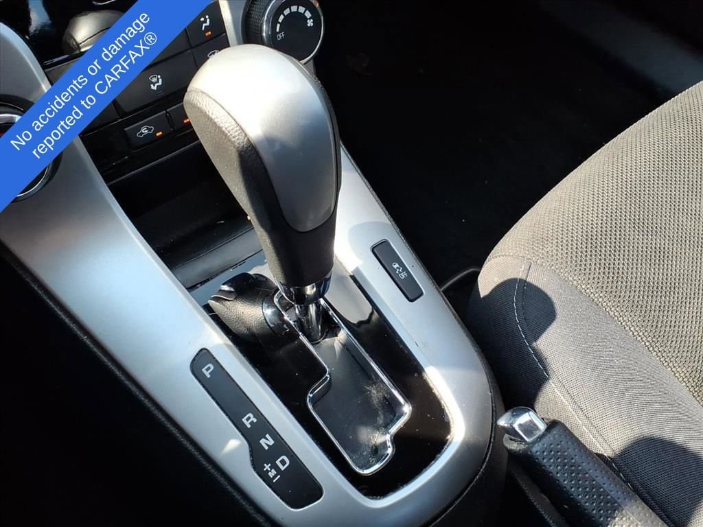 Thumbnail: 2016 Chevrolet Cruze - 21