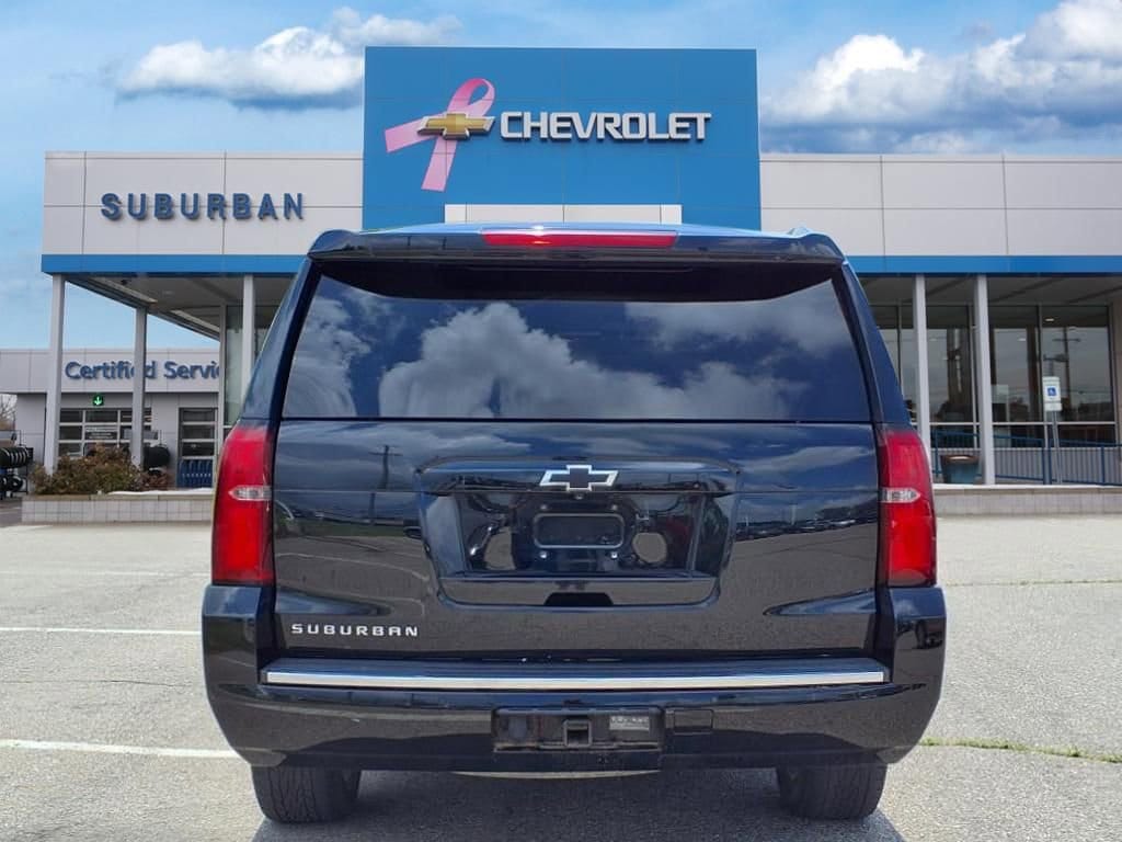 Thumbnail: 2015 Chevrolet Suburban - 6