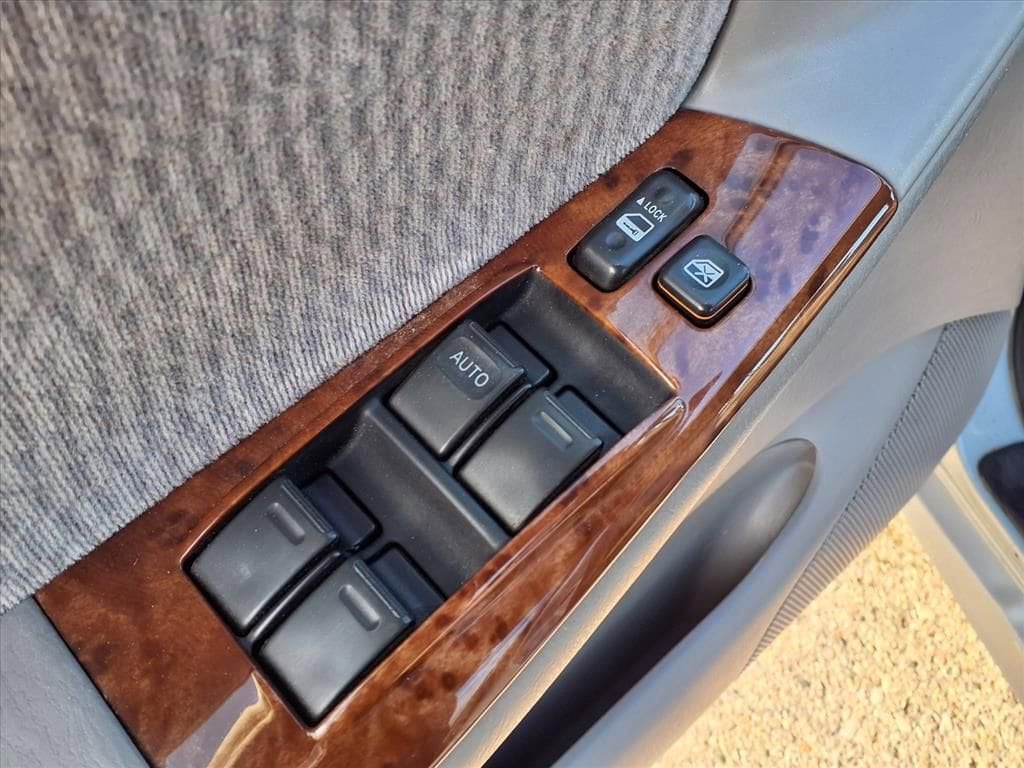 Thumbnail: 2005 Toyota Corolla - 13