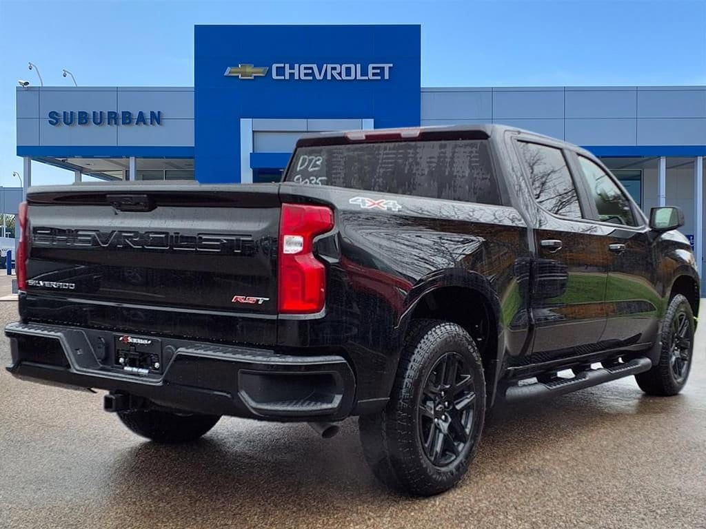 Thumbnail: 2026 Chevrolet Silverado 1500 - 4