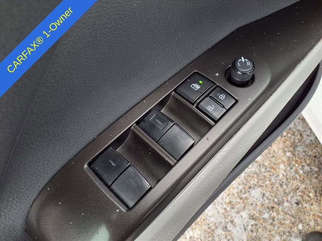 Thumbnail: 2023 Toyota Camry - 15