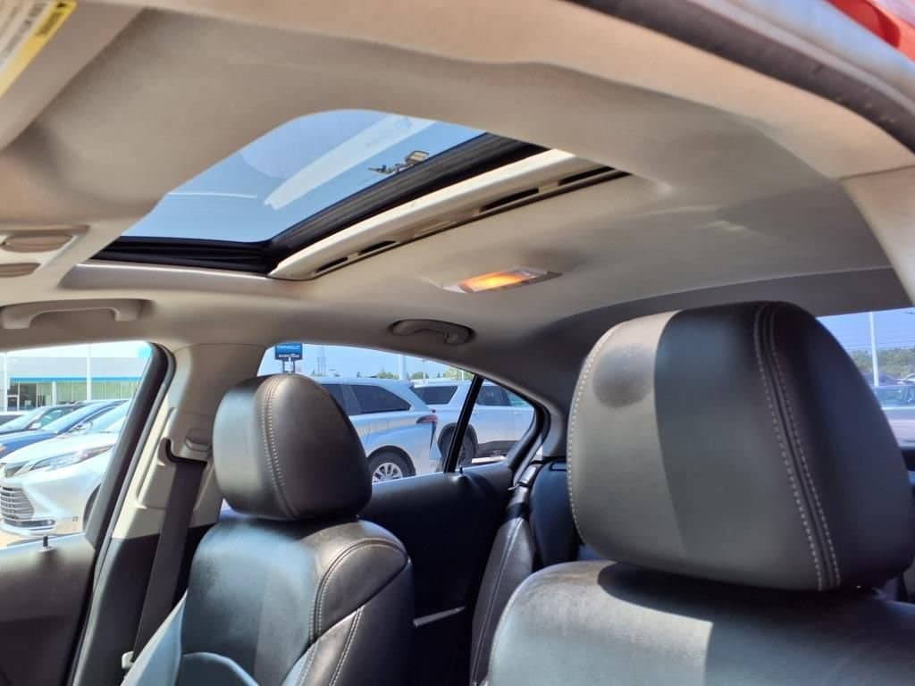 2012 Chevrolet Cruze LTZ 16