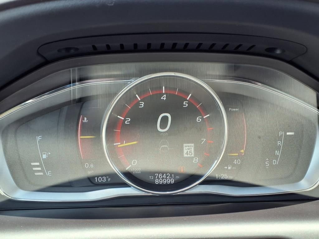Thumbnail: 2017 Volvo XC60 - 19
