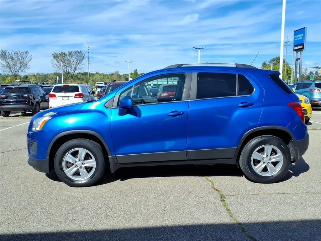 Thumbnail: 2016 Chevrolet Trax - 7