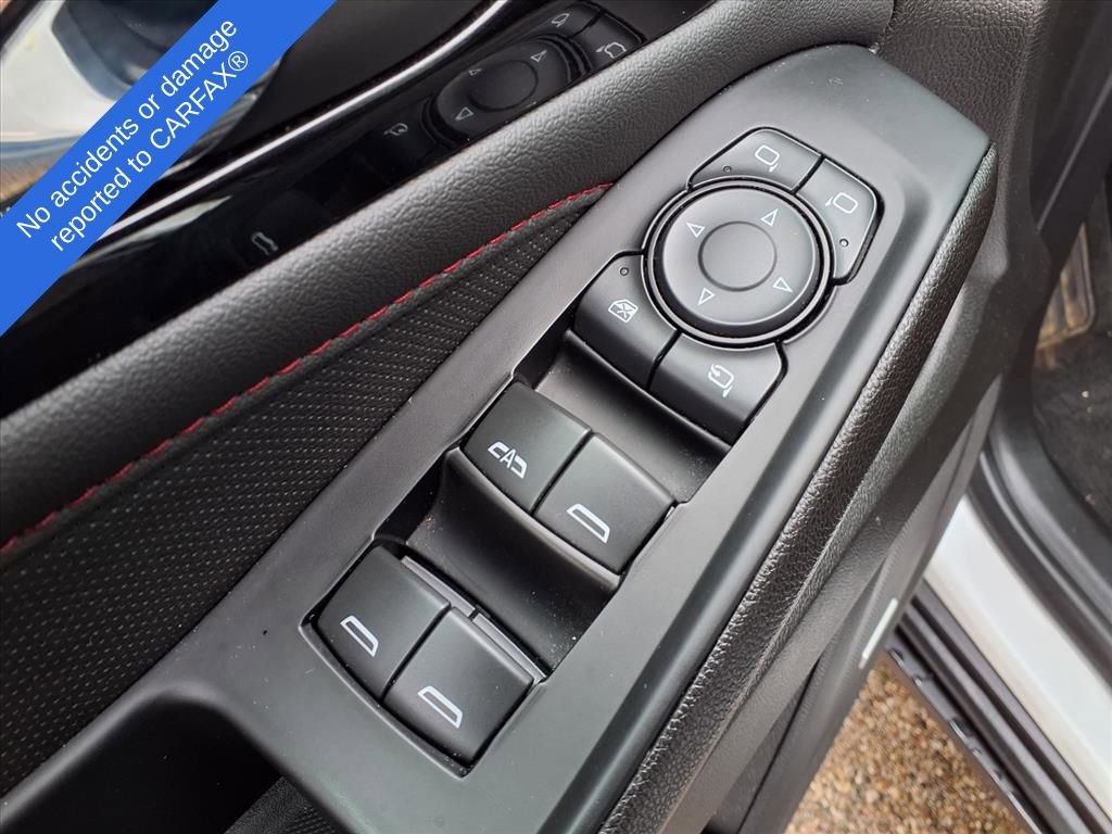 Thumbnail: 2023 Chevrolet Traverse - 16