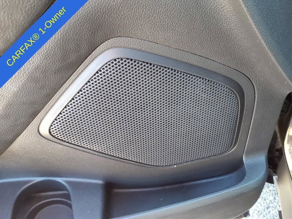 Thumbnail: 2013 Ford Explorer - 16