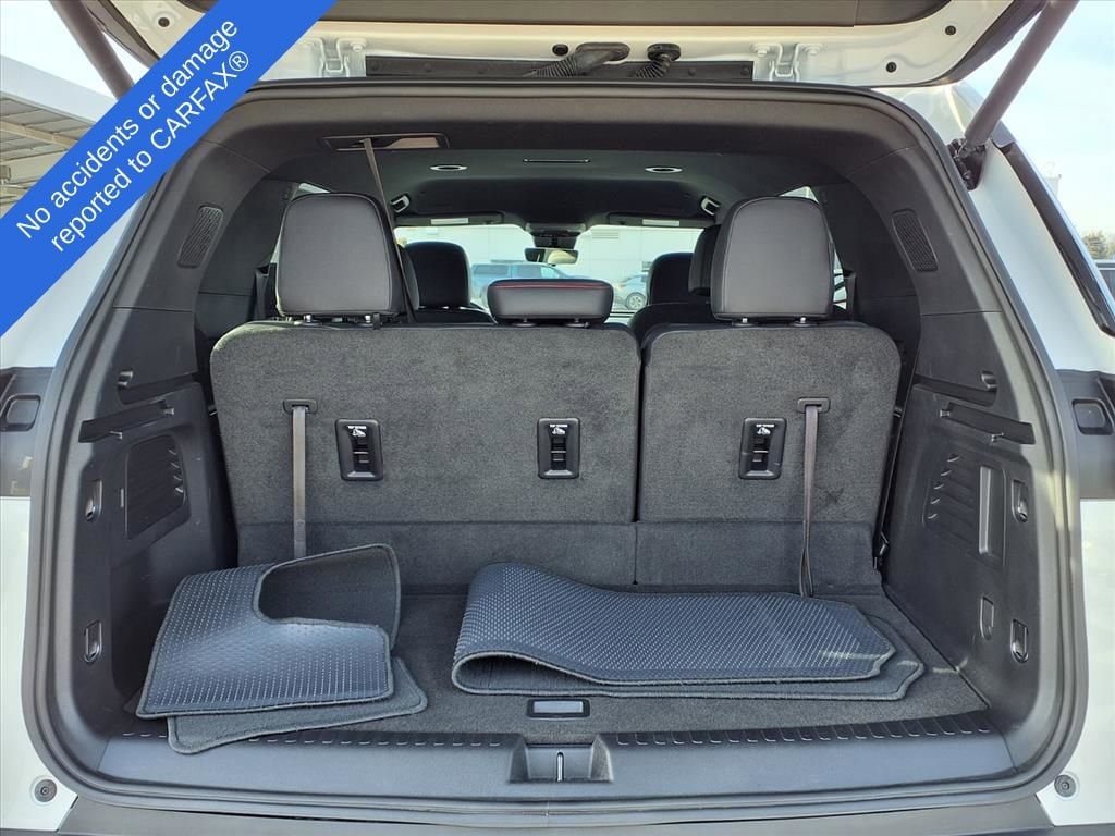 Thumbnail: 2024 Chevrolet Traverse - 11