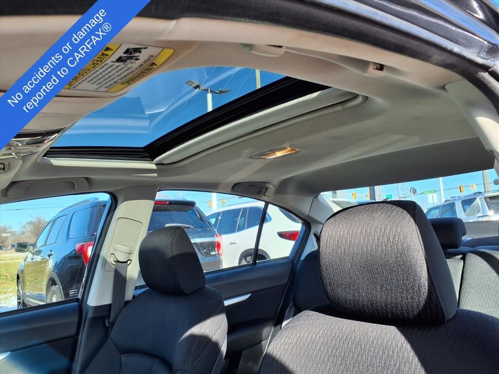 Thumbnail: 2010 Subaru Legacy - 18