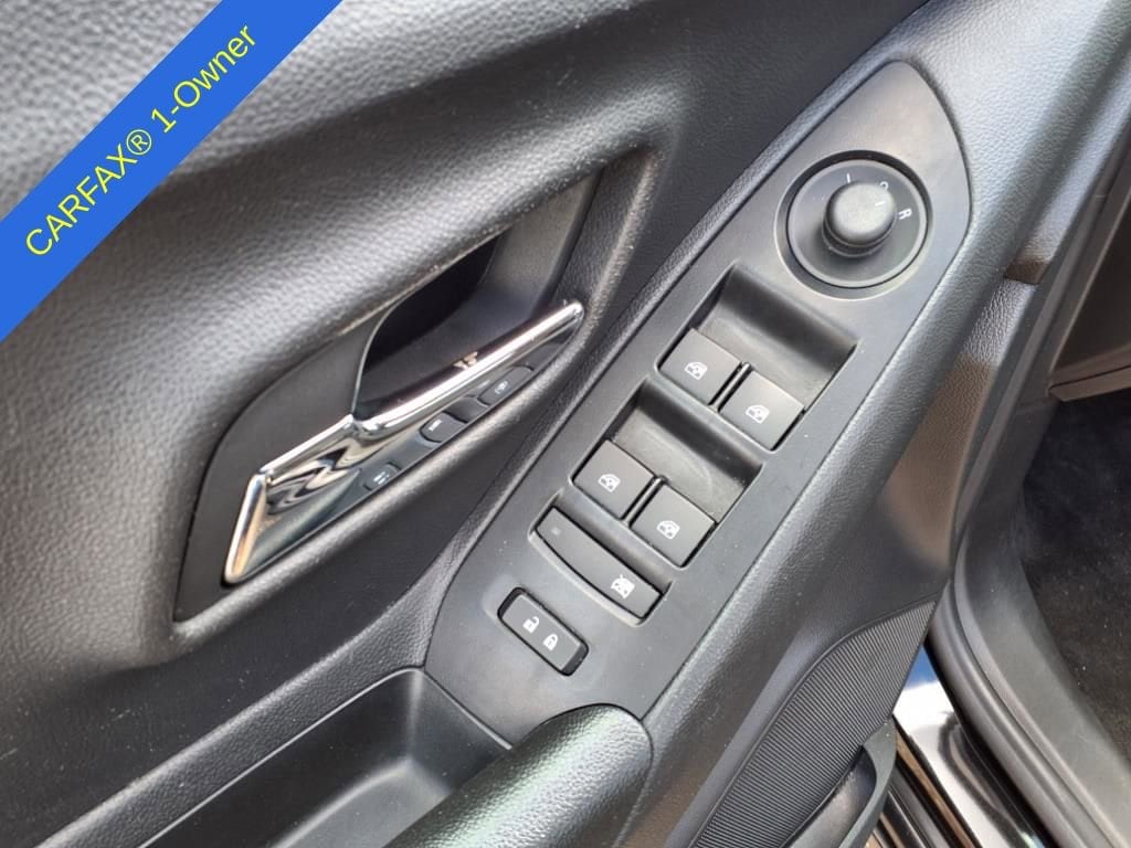 Thumbnail: 2021 Chevrolet Trax - 16