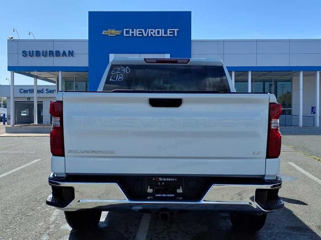 Thumbnail: 2026 Chevrolet Silverado 1500 - 5