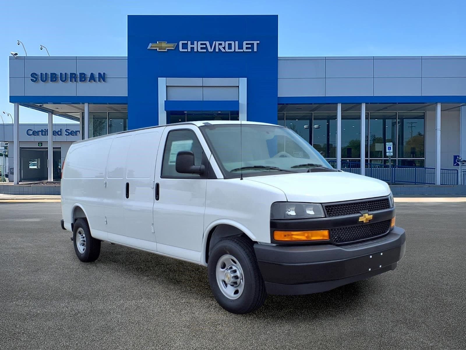 Thumbnail: 2026 Chevrolet Express - 3