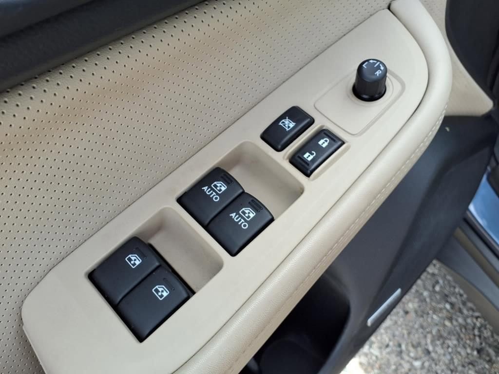 Thumbnail: 2015 Subaru Outback - 16