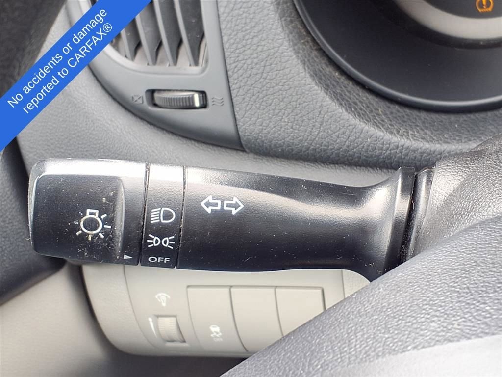Thumbnail: 2011 Kia Forte - 23