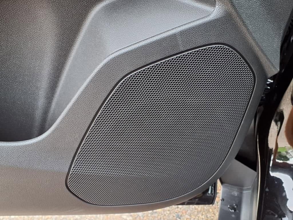 Thumbnail: 2025 Chevrolet Trax - 15