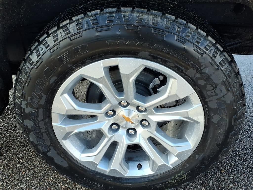 Thumbnail: 2026 Chevrolet Silverado 1500 - 7