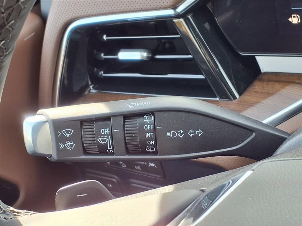 Thumbnail: 2026 Chevrolet Suburban - 19