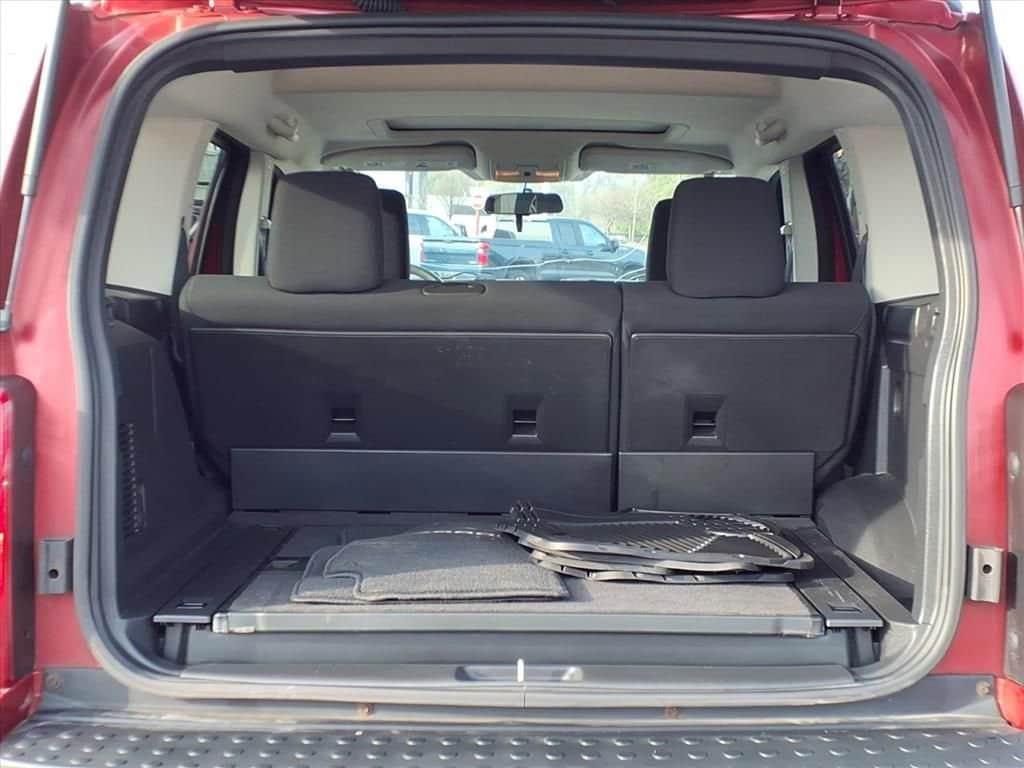 Thumbnail: 2008 Dodge Nitro - 11