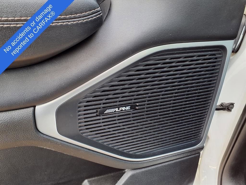 Thumbnail: 2024 Jeep Wagoneer - 17