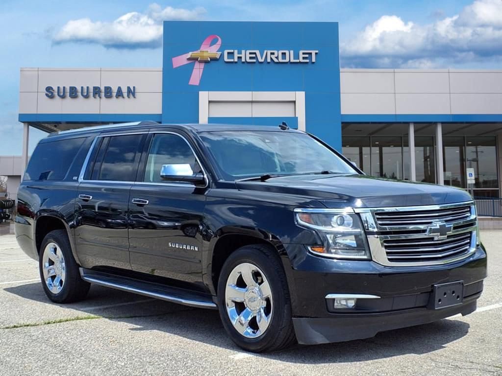 Thumbnail: 2015 Chevrolet Suburban - 3